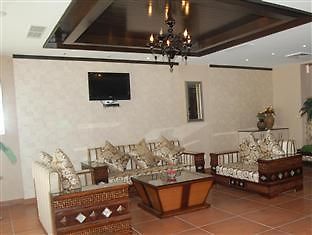 Apex Hotel Бадами Экстерьер фото