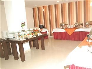Apex Hotel Бадами Экстерьер фото